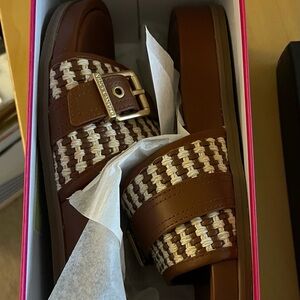 Brand new Vince Camuto Brown and Cream Sandals/slides in box - Kenlie